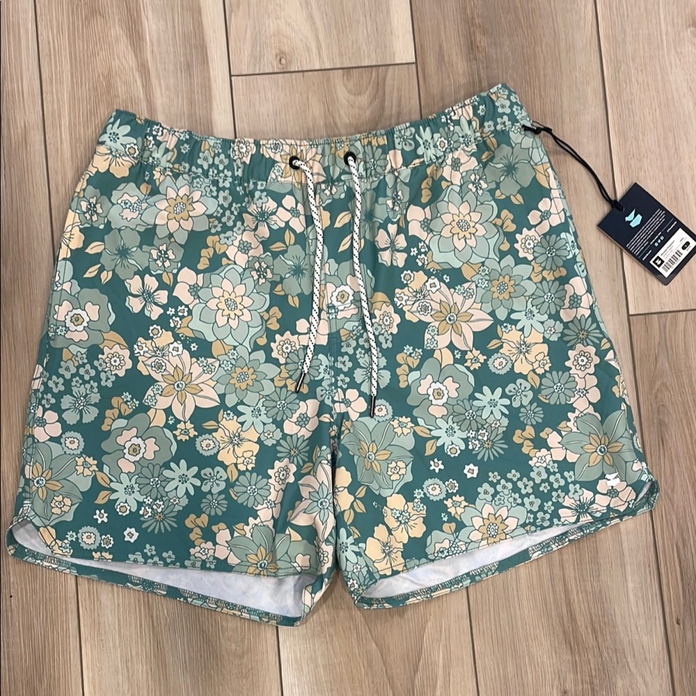 New Jetty men’s size large Floral Green Swim Shorts, Bayside Pool short
